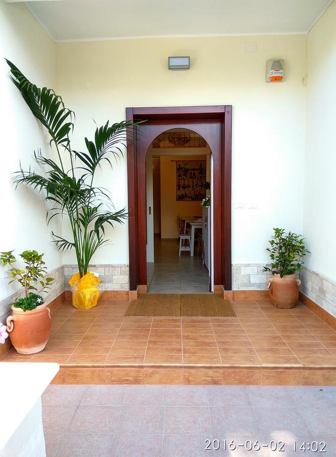 Le Camelie Bed and Breakfast Marina di Ginosa Εξωτερικό φωτογραφία