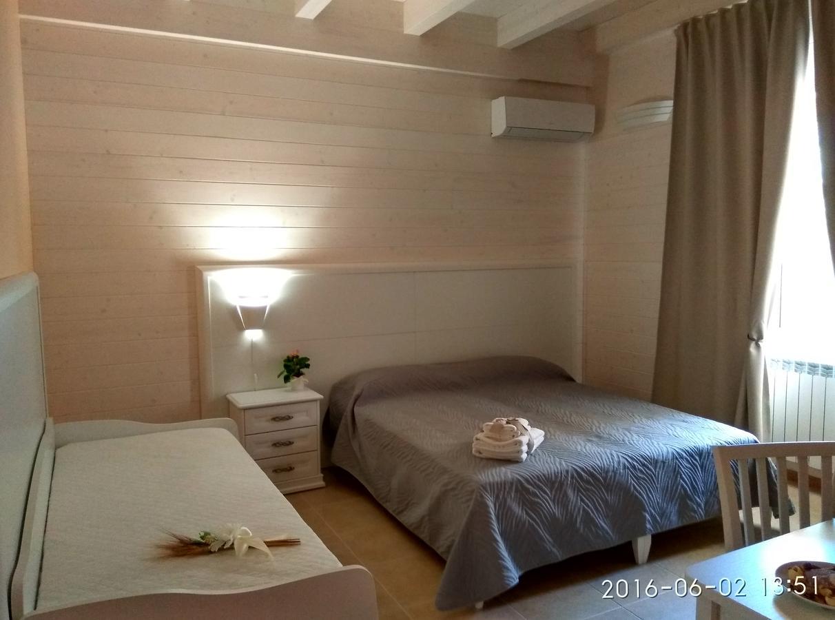 Le Camelie Bed and Breakfast Marina di Ginosa Εξωτερικό φωτογραφία