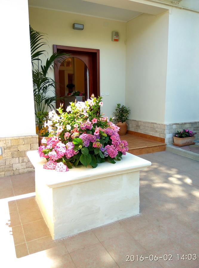 Le Camelie Bed and Breakfast Marina di Ginosa Εξωτερικό φωτογραφία