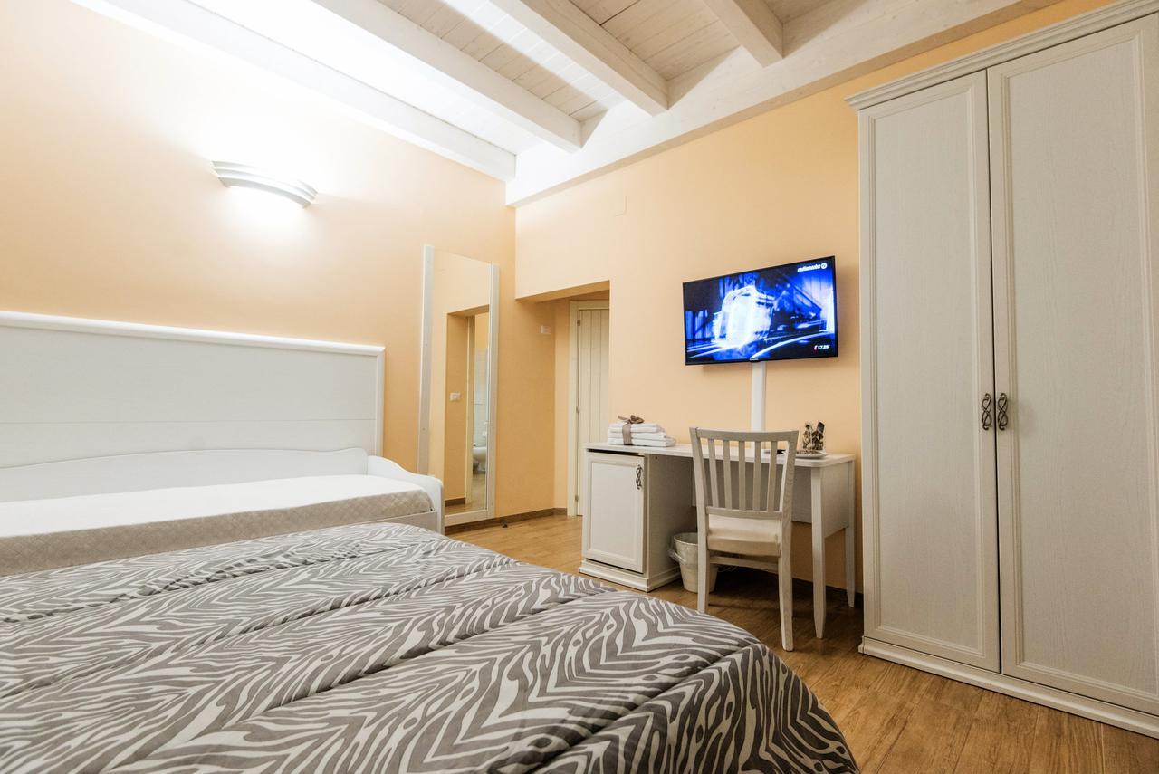 Le Camelie Bed and Breakfast Marina di Ginosa Εξωτερικό φωτογραφία
