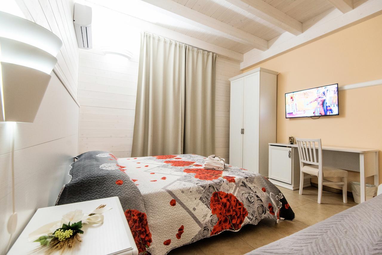 Le Camelie Bed and Breakfast Marina di Ginosa Εξωτερικό φωτογραφία