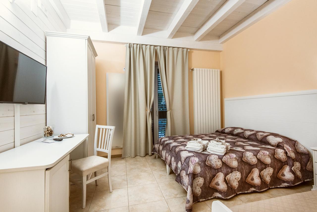 Le Camelie Bed and Breakfast Marina di Ginosa Εξωτερικό φωτογραφία